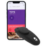 We-Vibe-Moxie-Wearable-Clitoral-Vibe-in-Satin-Black