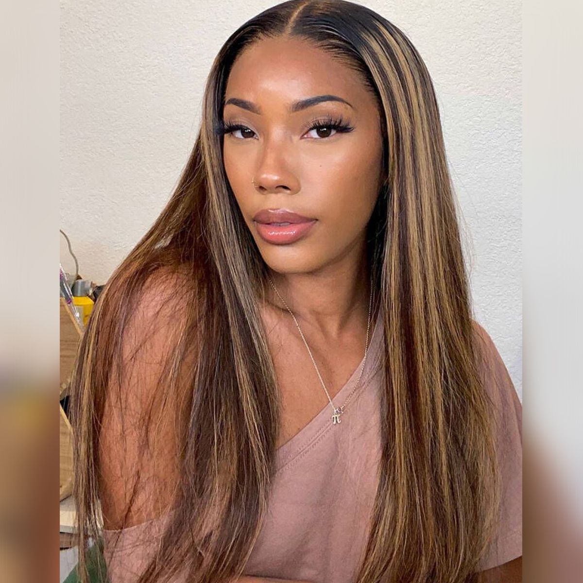 Ombre Highlight Brown With Dark Roots Straight Glueless 6×5 Lace Wig Ombre Highlight Brown With Dark Roots Straight Glueless 6×5 Lace Wig - Image 1