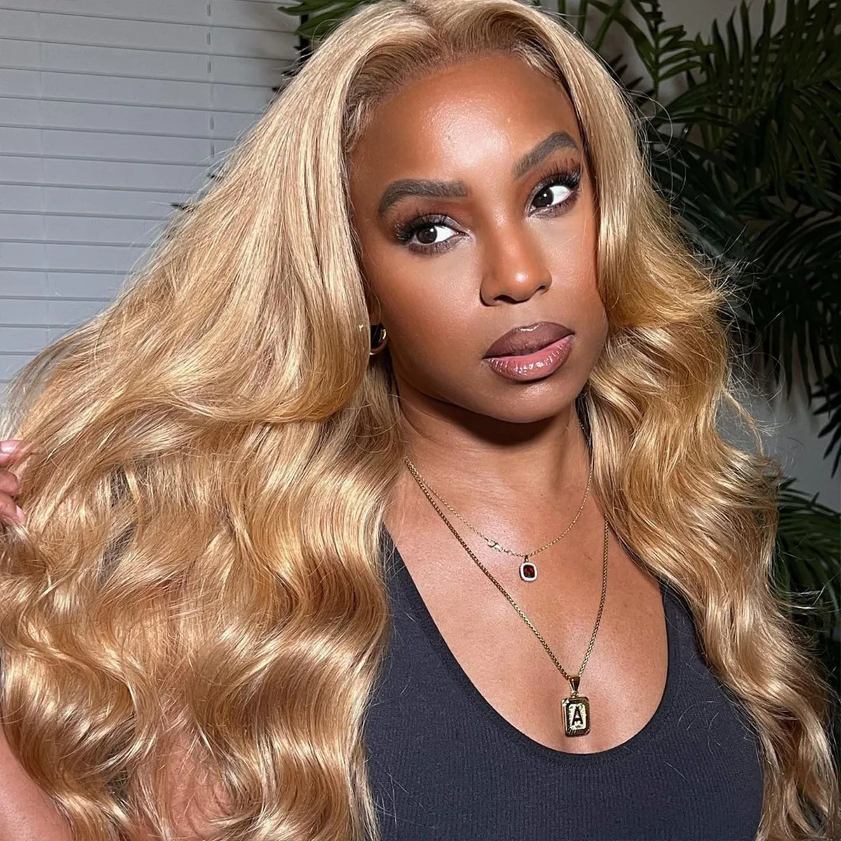 Put On & Go #27 Honey Blonde Body Wave Glueless Lace Wig Pre-Cut 6×5 HD Lace Closure Wig Put On & Go #27 Honey Blonde Body Wave Glueless Lace Wig Pre-Cut 6×5 HD Lace Closure Wig - Image 1