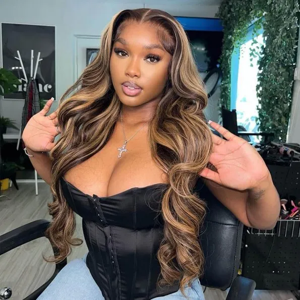 4/27 Highlight Honey Blonde Color Body Wave 6×5 Wear Go 13×4 HD Glueless Lace Frontal Wig 4/27 Highlight Honey Blonde Color Body Wave 6×5 Wear Go 13×4 HD Glueless Lace Frontal Wig - Image 1